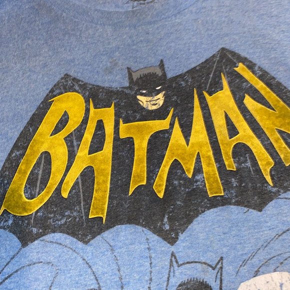 DC Comics Batman Series 1966 Large T-shirt Shirt - Picture 3 of 5